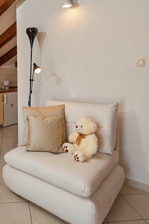 Villa Croatica Apartments Zaboric Buitenkant foto