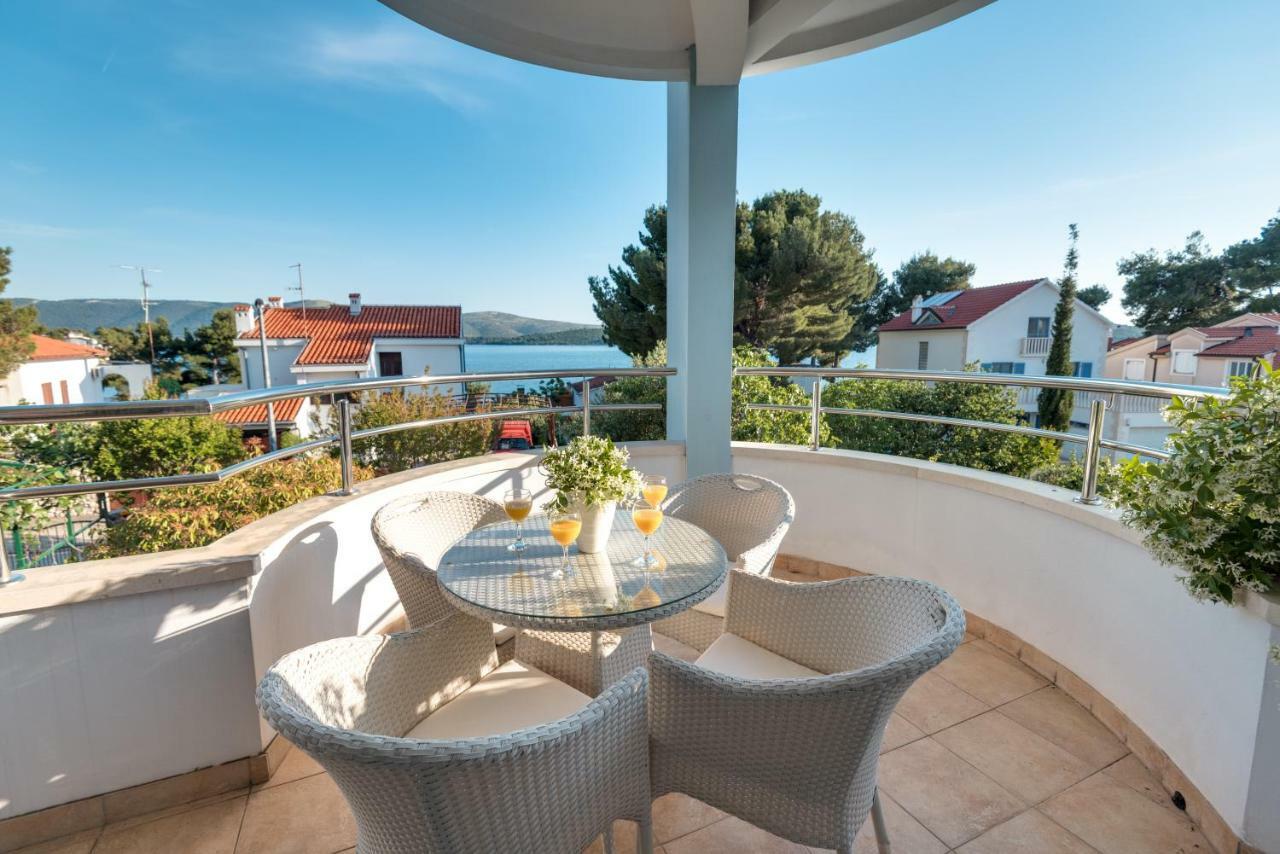 Villa Croatica Apartments Zaboric Buitenkant foto