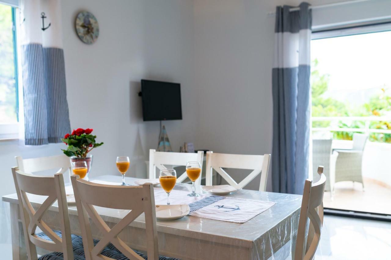 Villa Croatica Apartments Zaboric Buitenkant foto